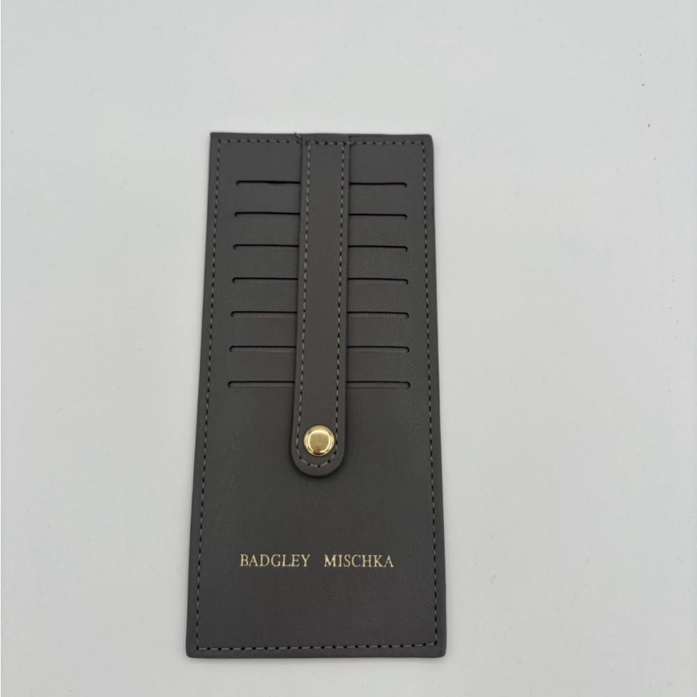 New Badgley Mischka Card Holder